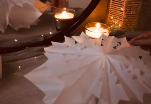 &Phi;&tau;&iota;ά&xi;&epsilon; &alpha;&sigma;&tau;έ&rho;&iota;&alpha; &alpha;&pi;ό &chi;ά&rho;&tau;&iota;&nu;&epsilon;&sigmaf; &sigma;&alpha;&kappa;&omicron;ύ&lambda;&epsilon;&sigmaf; &sigma;ά&nu;&tau;&omicron;&upsilon;&iota;&tau;&sigmaf; Vorschau